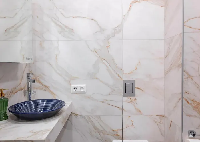 Stylish 1bd In The Heart Of The By Flat Mаnager *